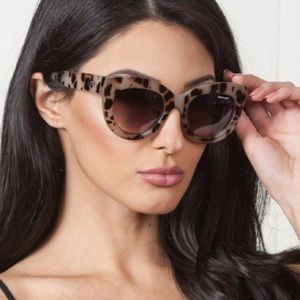QUAY X SHAY JINX DESERT LEOPARD sunglasses